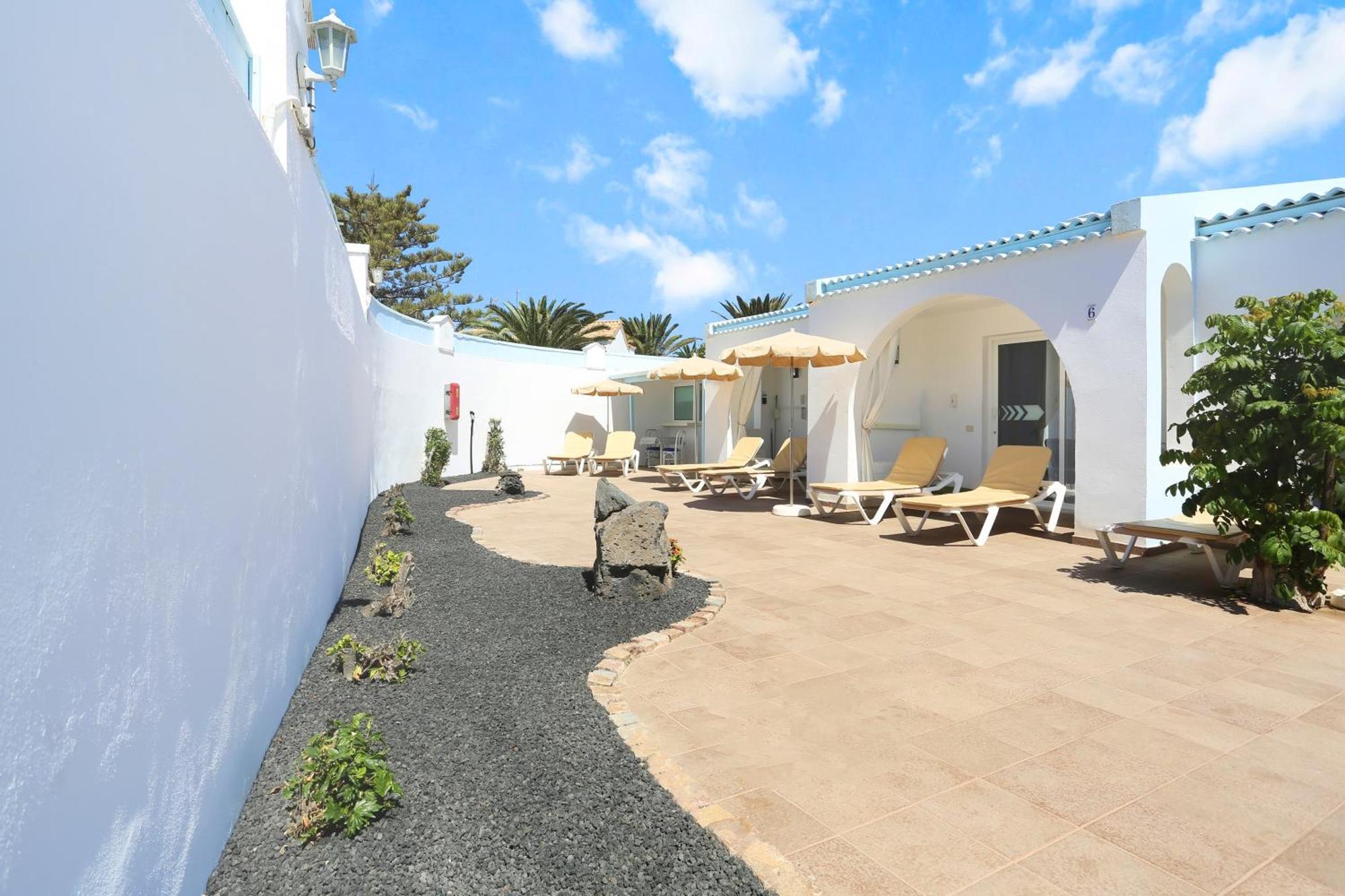 Neptuno Bungalows - Adults Only Corralejo Dış mekan fotoğraf